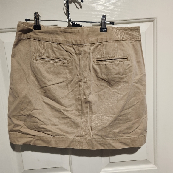 J. Crew Classic Twill Chino Skirt Preppy Casual Summer Khaki Size 8 - Picture 3 of 4